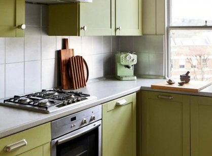 尝试应用绿色装饰，使厨房焕然一新